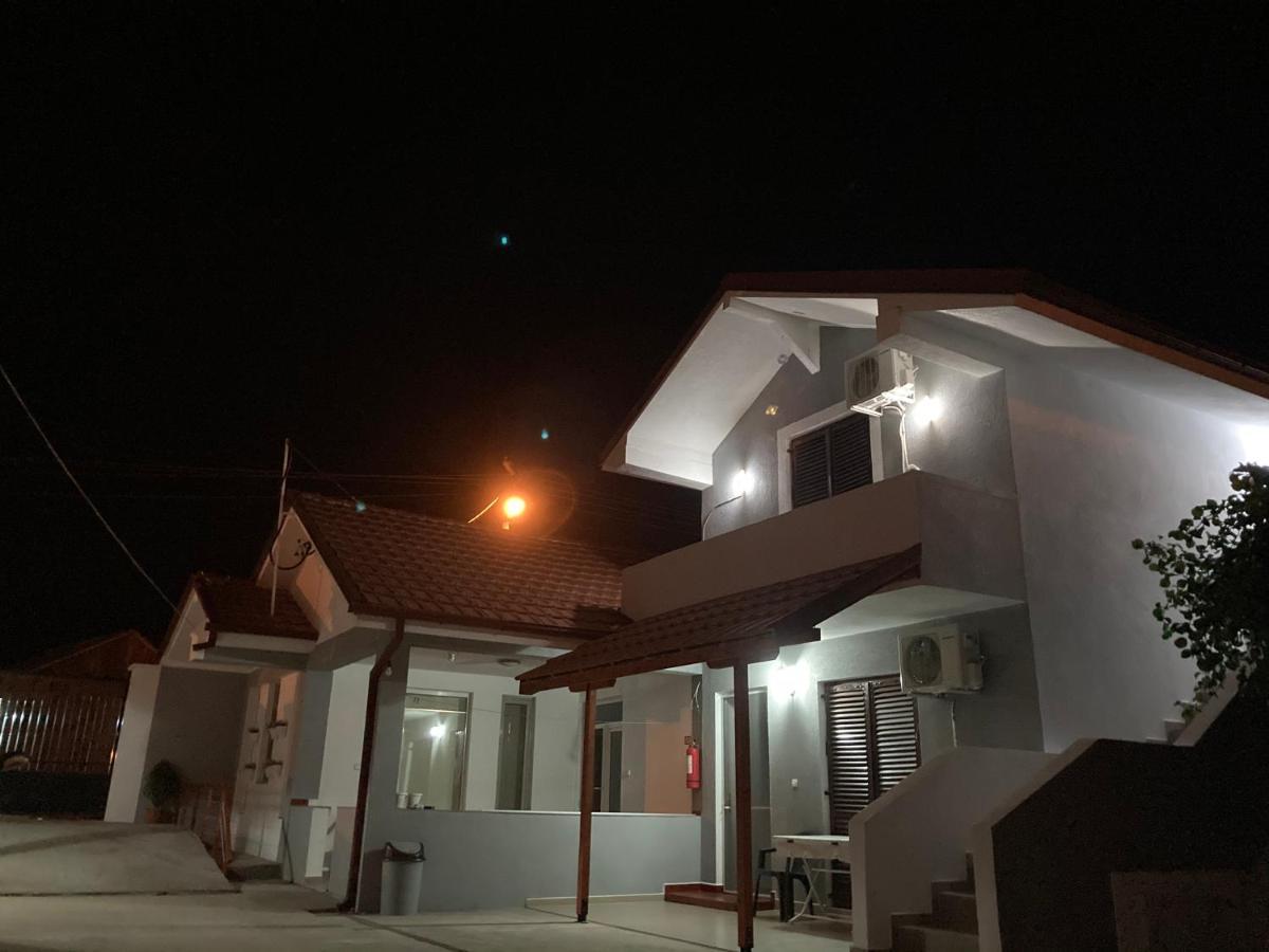 Tiki Apartments Gevgelija Luaran gambar