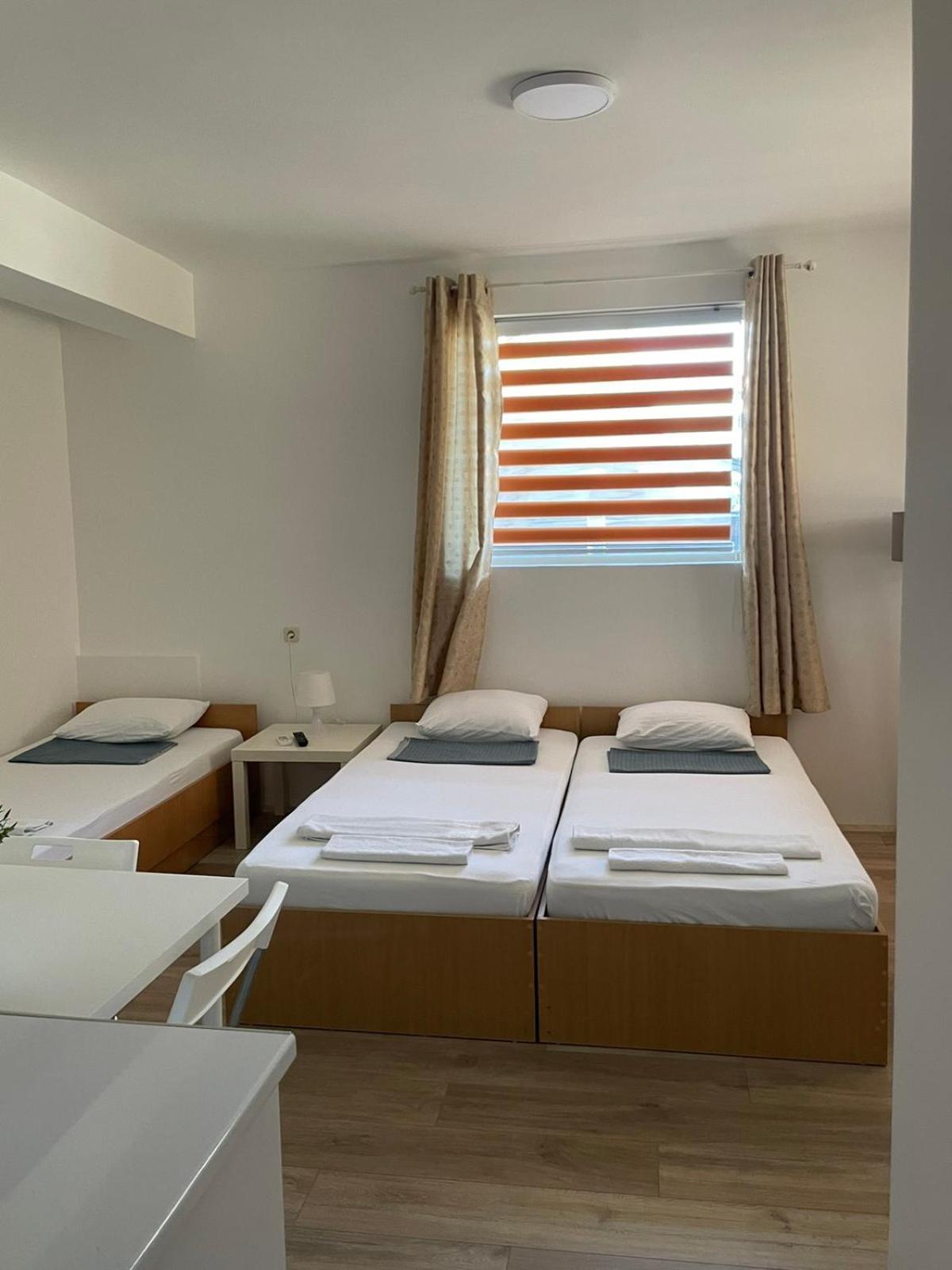 Tiki Apartments Gevgelija Bilik gambar